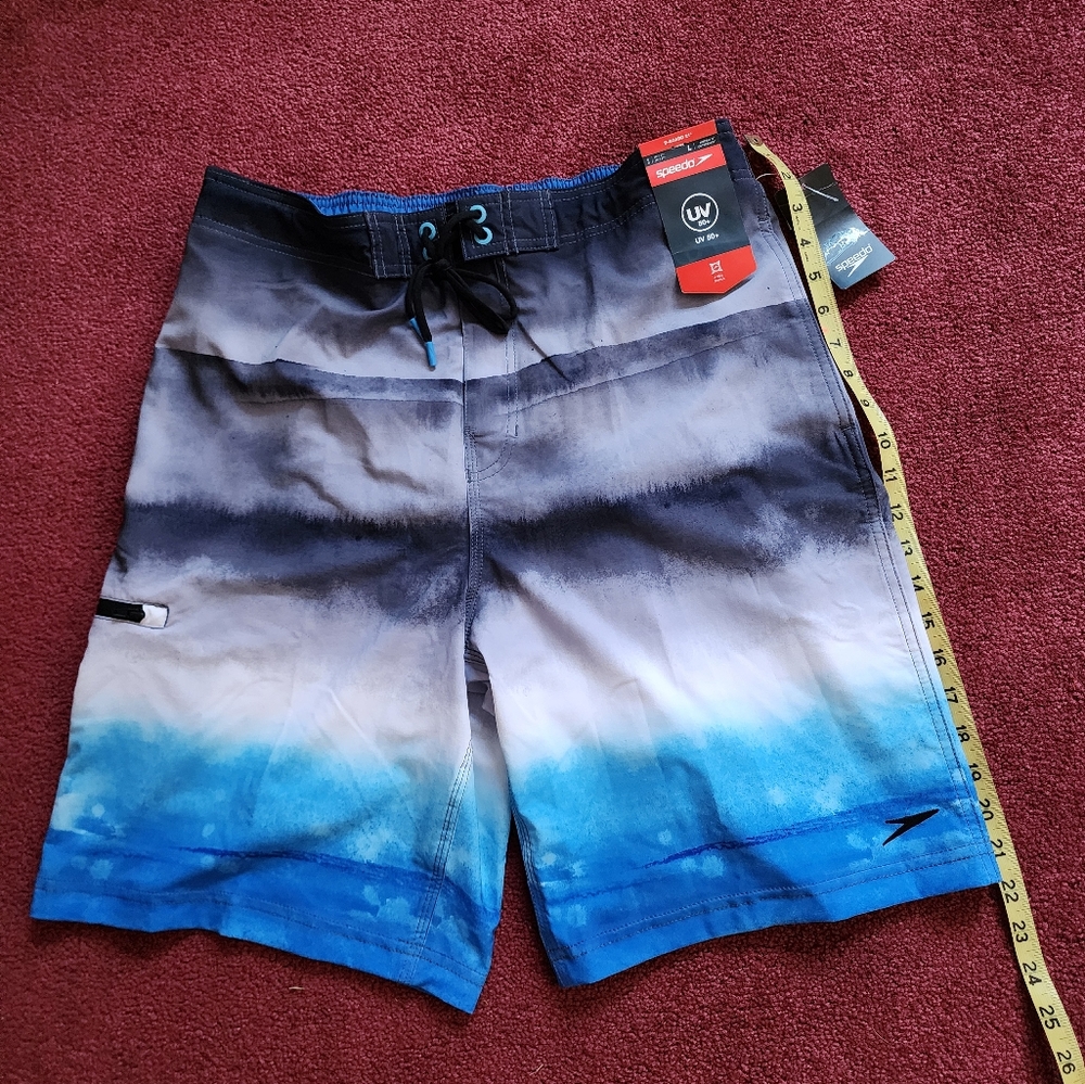 Speedo Men's Gradient Black and Blue E-Board Shorts Trunks. Large